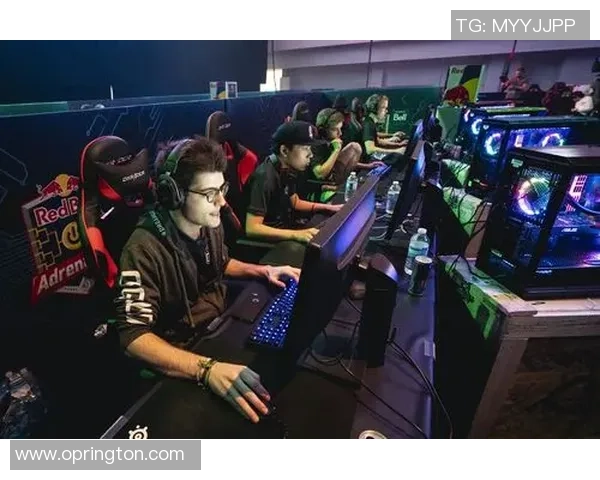 马丁足球生涯全景解析：从青训到巅峰时刻的传奇之路